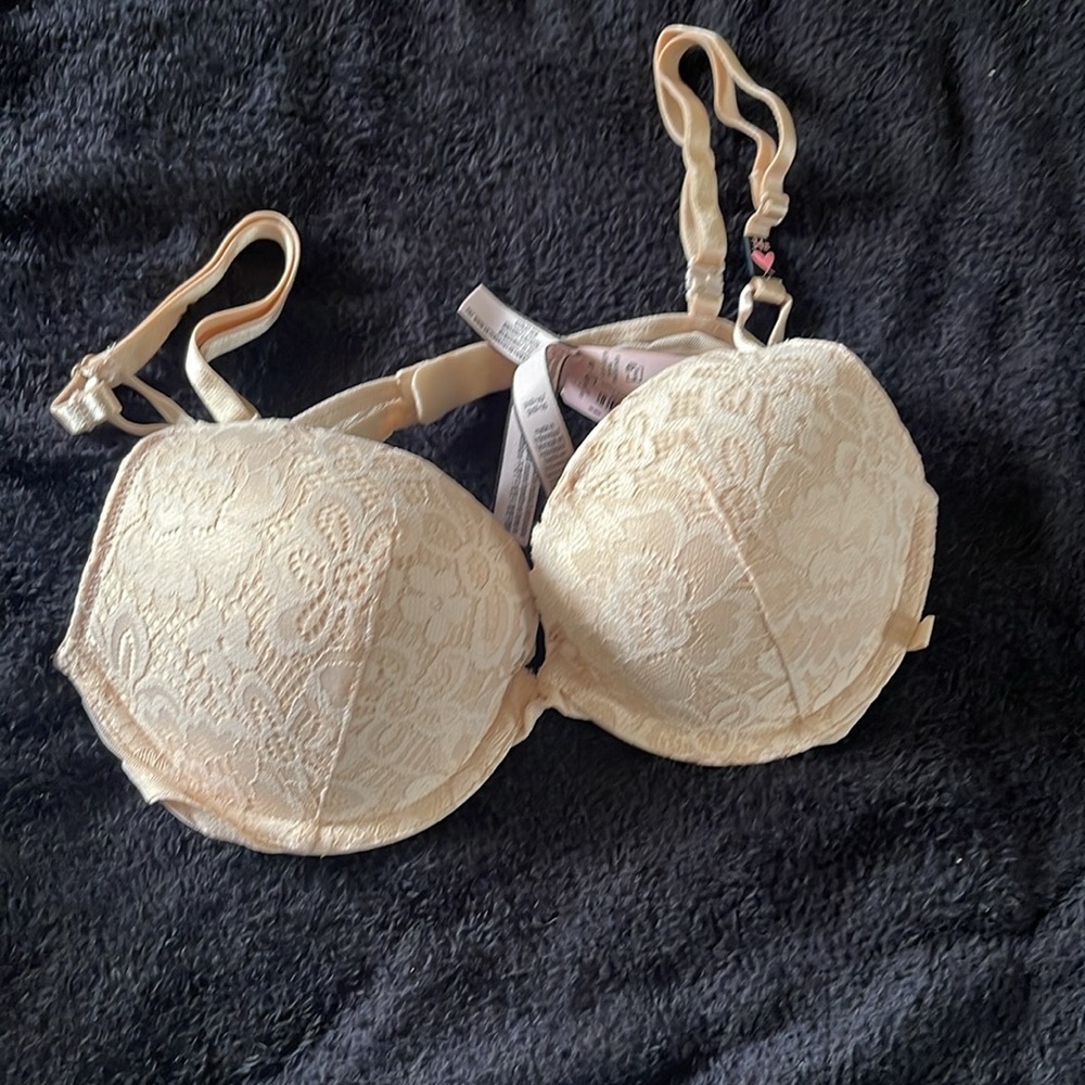 Victoria’s secret push up bra